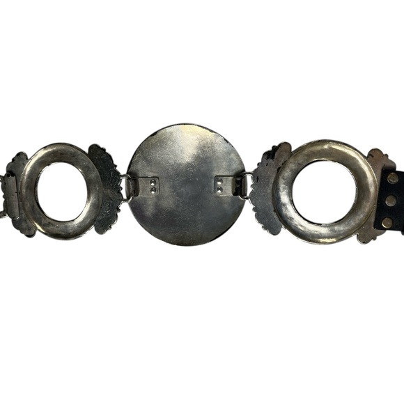 Chico's Triple Medallion Concho Belt Black Textured Leather Adjustable Size M/L - Picture 12 of 16